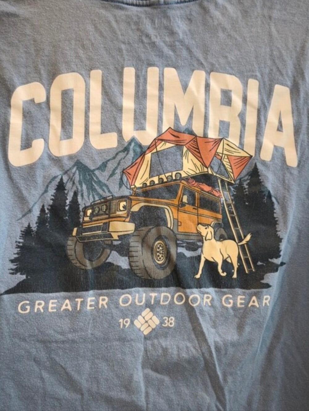 Columbia Men's T-Shirt Bundle - Size Small - 2 Graphic Tees
